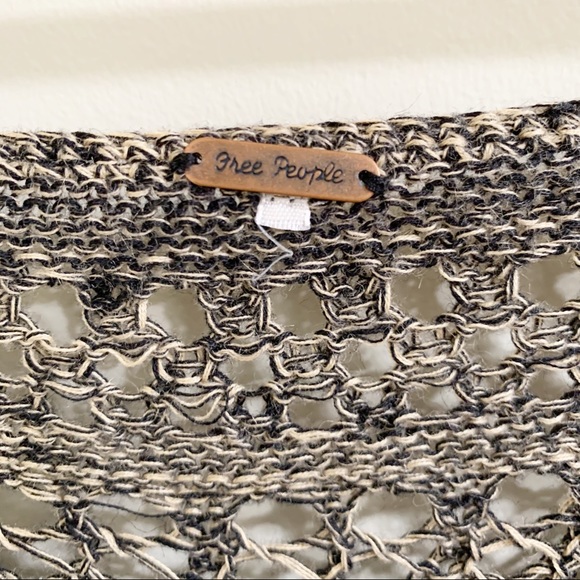 Free People Crochet Top With Bell Sleeves. - Picture 7 of 7